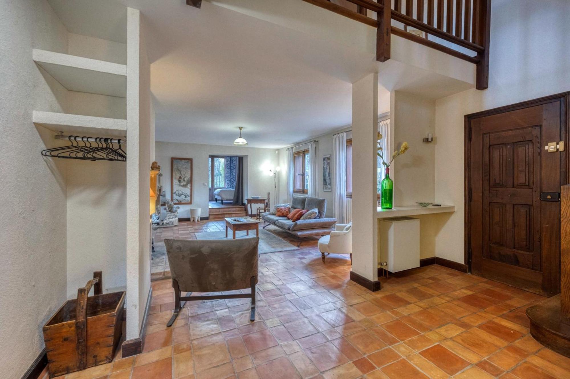 #Hp La Maison Des Lilas Large Family House Sleeps 12 Garden Seyssinet Buitenkant foto