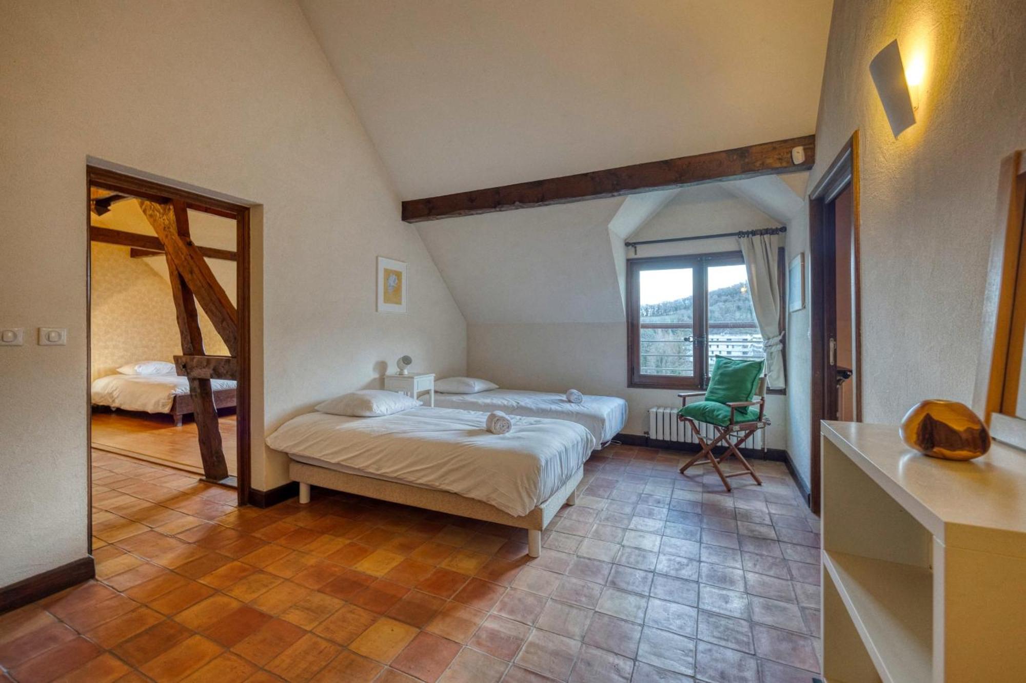 #Hp La Maison Des Lilas Large Family House Sleeps 12 Garden Seyssinet Buitenkant foto