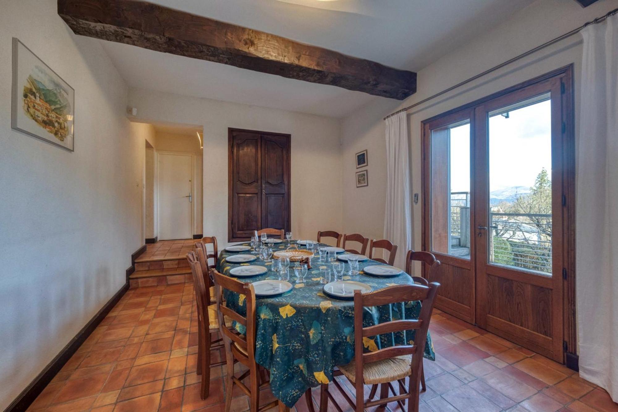 #Hp La Maison Des Lilas Large Family House Sleeps 12 Garden Seyssinet Buitenkant foto