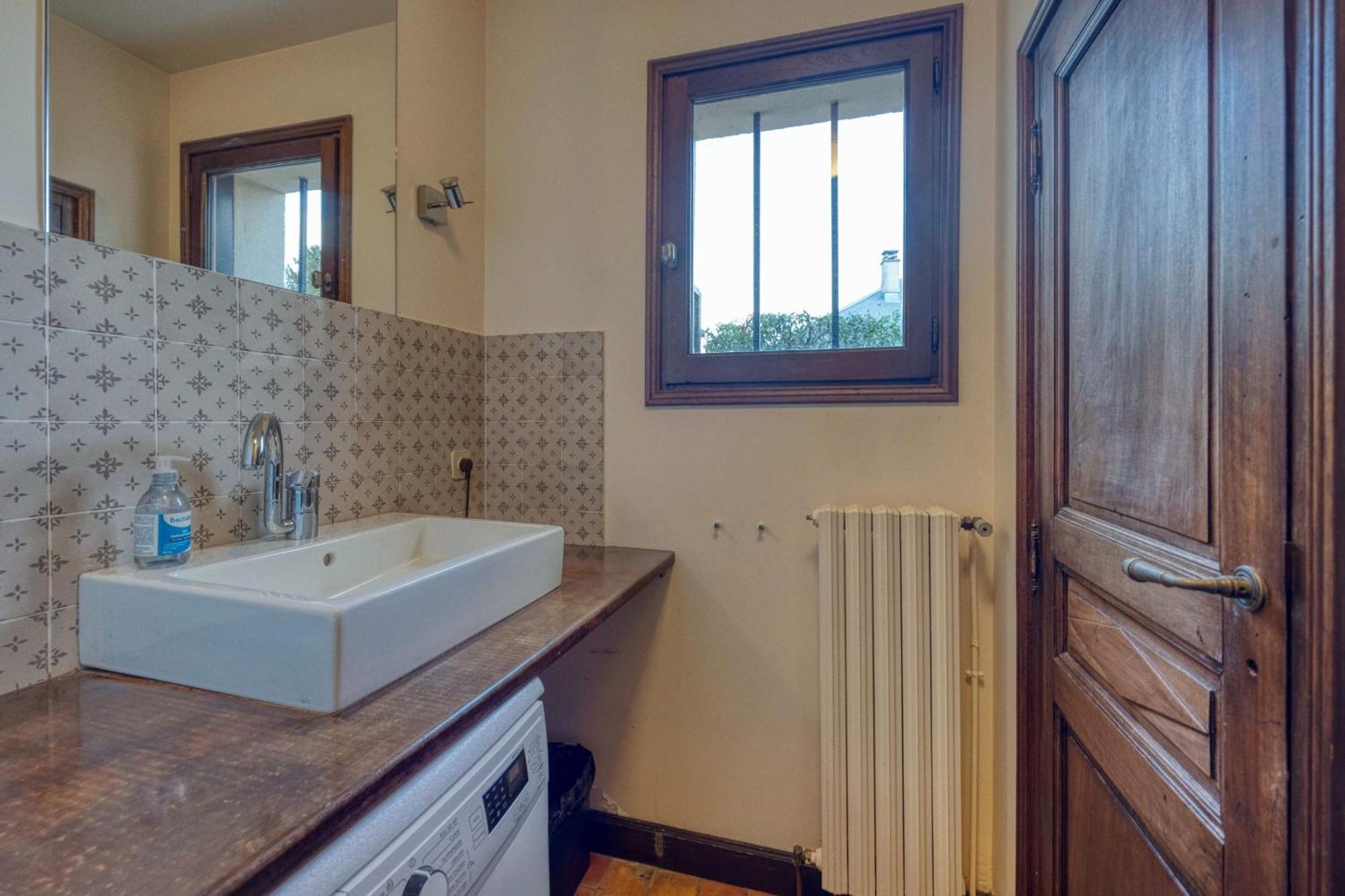 #Hp La Maison Des Lilas Large Family House Sleeps 12 Garden Seyssinet Buitenkant foto